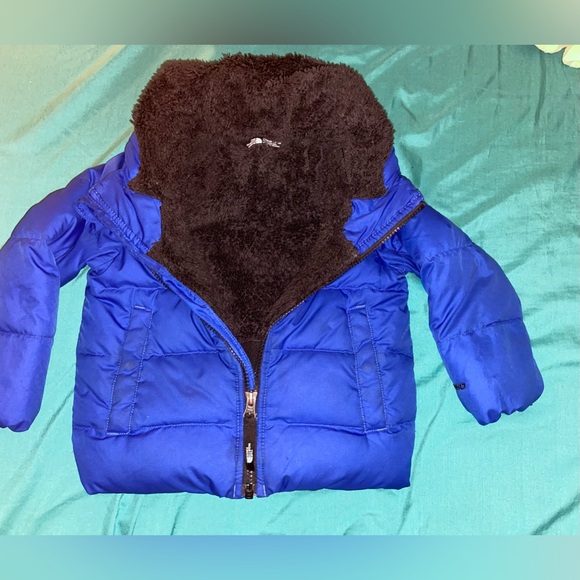 Toddler North Face Coat size 3T/3B - Picture 2 of 4